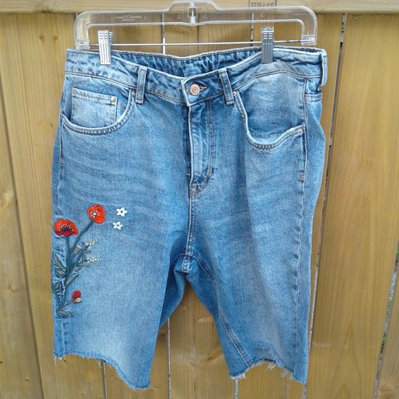 H&M Embroidered shorts - Picture 3 of 4